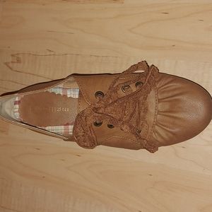 Vintage Style Brown Shoes